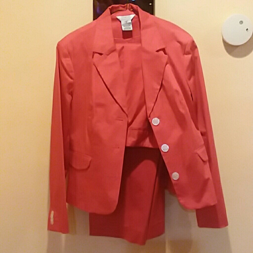 Womens pant suit size 12